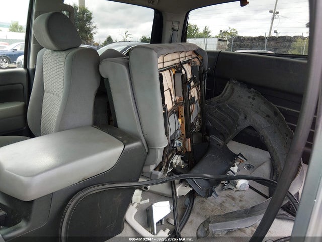 46192947 :رقم المزاد ، 5TFEM5F14BX022858 vin ، 2011 Toyota Tundra Grade 4.6l V8 مزاد بيع