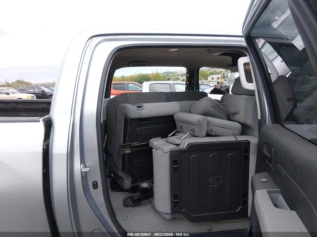 46192947 :رقم المزاد ، 5TFEM5F14BX022858 vin ، 2011 Toyota Tundra Grade 4.6l V8 مزاد بيع
