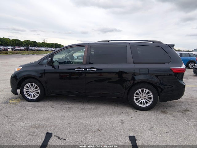 Продажа на аукционе авто 2015 Toyota Sienna Xle/xle 8 Passenger, vin: 5TDYK3DC9FS527902, номер лота: 46192962