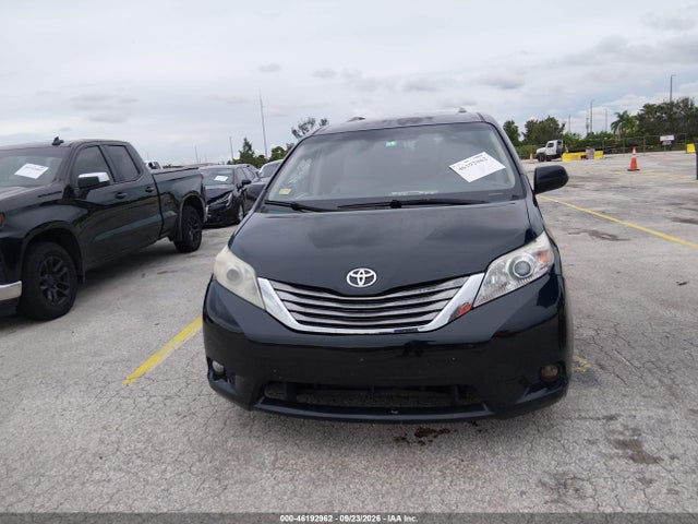 Продажа на аукционе авто 2015 Toyota Sienna Xle/xle 8 Passenger, vin: 5TDYK3DC9FS527902, номер лота: 46192962