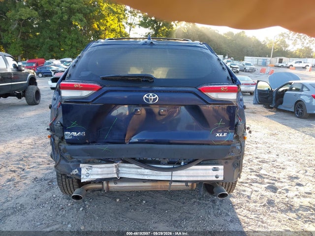 Продаж на аукціоні авто 2019 Toyota Rav4 Xle Premium, vin: JTMC1RFV9KD041708, номер лоту: 46192997
