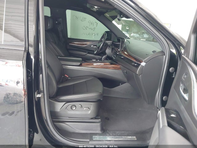 2022 Cadillac Escalade 2wd Luxury მანქანა იყიდება აუქციონზე, vin: 1GYS3AKL2NR210948, აუქციონის ნომერი: 46192999