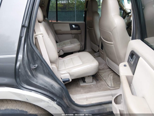 Продажа на аукционе авто 2005 Ford Expedition Eddie Bauer/king Ranch, vin: 1FMFU18565LA57650, номер лота: 46193000