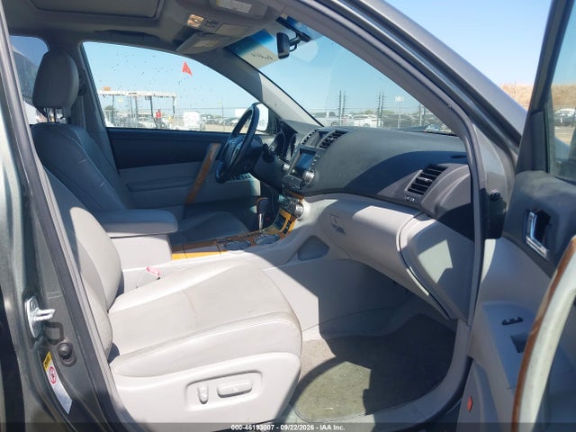 Продаж на аукціоні авто 2010 Toyota Highlander Hybrid Limited W/3rd Row, vin: JTEJW3EH9A2038203, номер лоту: 46193007