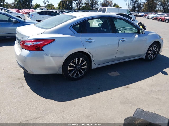 1N4AL3AP3HC259106 Nissan Altima 2.5 Sv