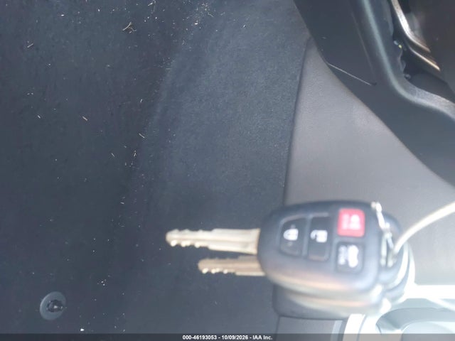 46193053 :رقم المزاد ، 4T1BF1FK9GU118830 vin ، 2016 Toyota Camry Se مزاد بيع