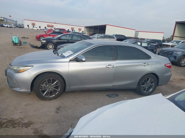 46193053 :رقم المزاد ، 4T1BF1FK9GU118830 vin ، 2016 Toyota Camry Se مزاد بيع