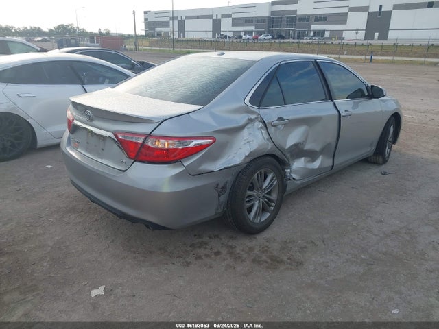 46193053 :رقم المزاد ، 4T1BF1FK9GU118830 vin ، 2016 Toyota Camry Se مزاد بيع