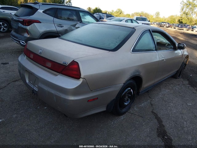 46193080 :رقم المزاد ، 1HGCG22461A031139 vin ، 2001 Honda Accord Cpe Lx مزاد بيع