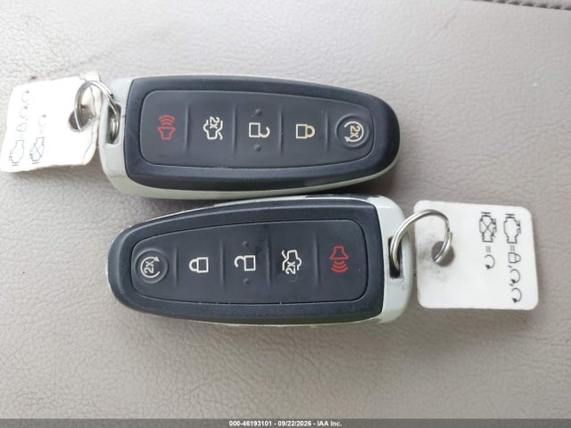 46193101 :رقم المزاد ، 2FMDK3K93CBA67635 vin ، 2012 Ford Edge Limited مزاد بيع