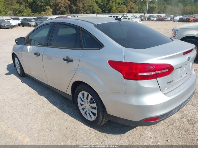 1FADP3E26GL305834 Ford FOCUS S