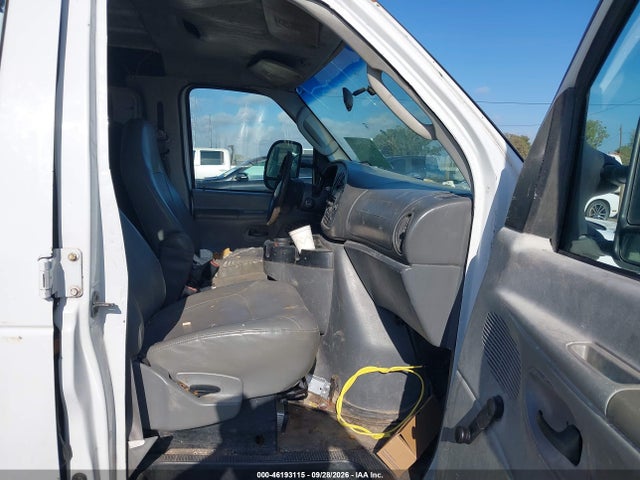 46193115 :رقم المزاد ، 1FTNE24W38DA82506 vin ، 2008 Ford Econoline مزاد بيع