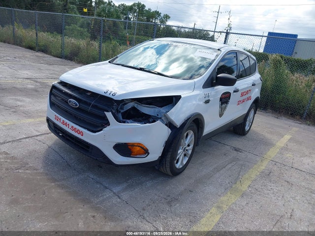 Продажа на аукционе авто 2017 Ford Escape S, vin: 1FMCU0F76HUD25001, номер лота: 46193116