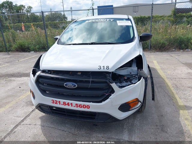 Продажа на аукционе авто 2017 Ford Escape S, vin: 1FMCU0F76HUD25001, номер лота: 46193116