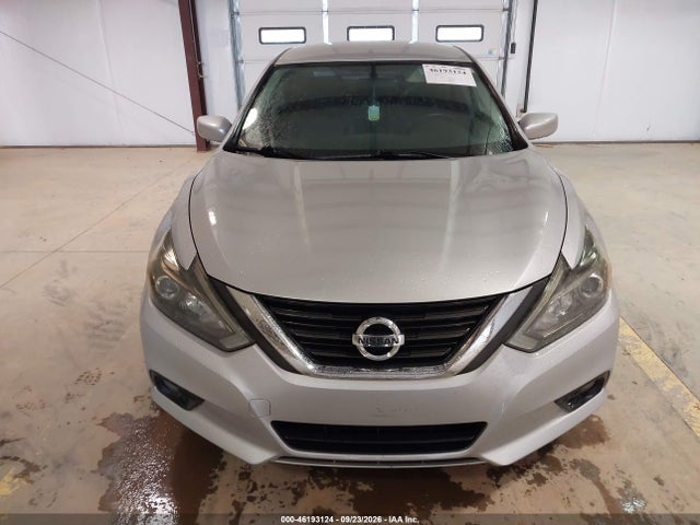 2016 Nissan Altima 2.5 Sr მანქანა იყიდება აუქციონზე, vin: 1N4AL3AP8GC130695, აუქციონის ნომერი: 46193124