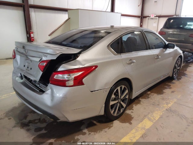 2016 Nissan Altima 2.5 Sr მანქანა იყიდება აუქციონზე, vin: 1N4AL3AP8GC130695, აუქციონის ნომერი: 46193124