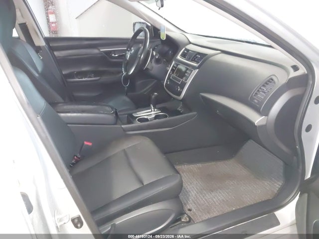 2016 Nissan Altima 2.5 Sr მანქანა იყიდება აუქციონზე, vin: 1N4AL3AP8GC130695, აუქციონის ნომერი: 46193124