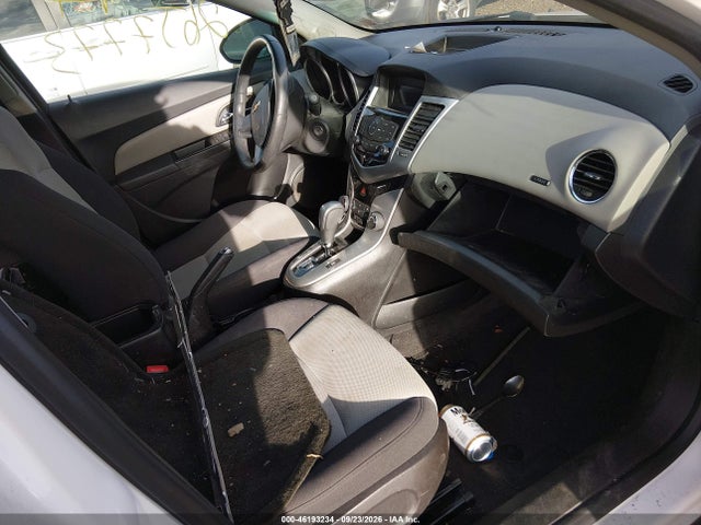 46193234 :رقم المزاد ، 1G1PA5SG1D7223558 vin ، 2013 Chevrolet Cruze Ls Auto مزاد بيع