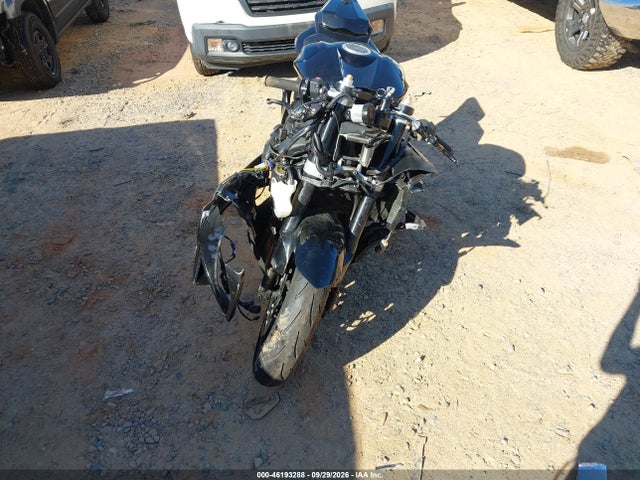 2006 Yamaha Yzfr6 L მანქანა იყიდება აუქციონზე, vin: JYARJ12E76A006900, აუქციონის ნომერი: 46193288