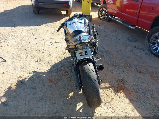 2006 Yamaha Yzfr6 L მანქანა იყიდება აუქციონზე, vin: JYARJ12E76A006900, აუქციონის ნომერი: 46193288
