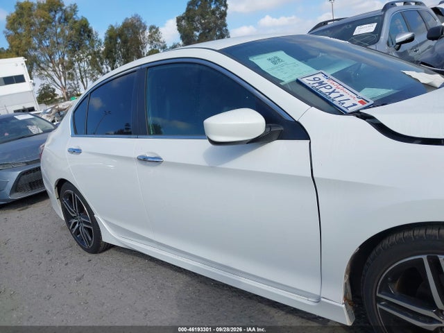 Продаж на аукціоні авто 2017 Honda Accord Sport, vin: 1HGCR2F55HA220663, номер лоту: 46193301
