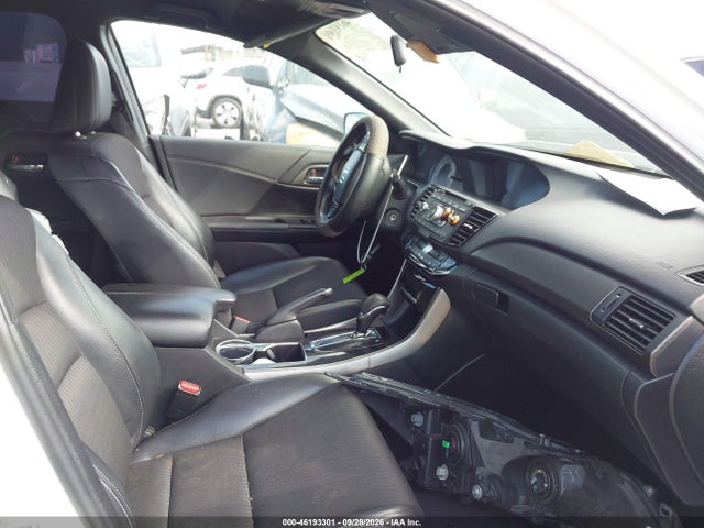 Продаж на аукціоні авто 2017 Honda Accord Sport, vin: 1HGCR2F55HA220663, номер лоту: 46193301