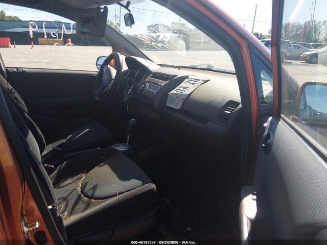 2008 Honda Fit Sport მანქანა იყიდება აუქციონზე, vin: JHMGD38618S006448, აუქციონის ნომერი: 46193387