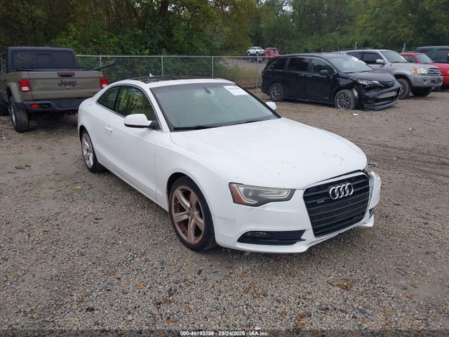 Продажа на аукционе авто 2013 Audi A5 2.0t Premium, vin: WAULFAFR6DA002338, номер лота: 46193399