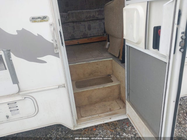 46193425 :رقم المزاد ، 1FDXE45S45HA99461 vin ، 2005 Ford E-450 Cutaway Standard مزاد بيع