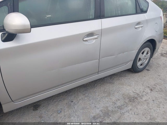 46193440 :رقم المزاد ، JTDKN3DU2A0110011 vin ، 2010 Toyota Prius Iii مزاد بيع