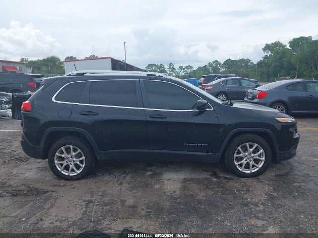 2016 Jeep Cherokee Latitude მანქანა იყიდება აუქციონზე, vin: 1C4PJLCS7GW247369, აუქციონის ნომერი: 46193444