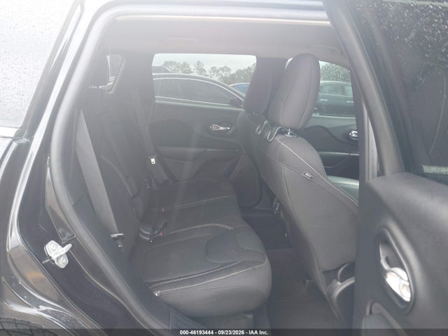 2016 Jeep Cherokee Latitude მანქანა იყიდება აუქციონზე, vin: 1C4PJLCS7GW247369, აუქციონის ნომერი: 46193444