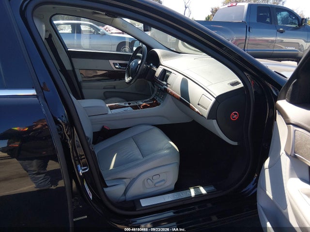 Aukcja sprzedaży 2011 Jaguar Xf, vin: SAJWA0FB6BLR88162, numer aukcji: 46193468