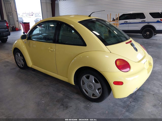 2001 Volkswagen New Beetle Glx მანქანა იყიდება აუქციონზე, vin: 3VWDC21C01M413710, აუქციონის ნომერი: 46193486
