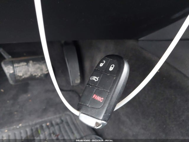 2015 Chrysler 300 Limited მანქანა იყიდება აუქციონზე, vin: 2C3CCAAG4FH903928, აუქციონის ნომერი: 46193493