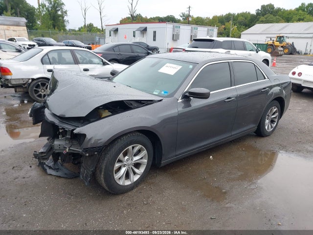 2015 Chrysler 300 Limited მანქანა იყიდება აუქციონზე, vin: 2C3CCAAG4FH903928, აუქციონის ნომერი: 46193493