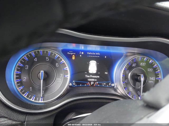 2015 Chrysler 300 Limited მანქანა იყიდება აუქციონზე, vin: 2C3CCAAG4FH903928, აუქციონის ნომერი: 46193493