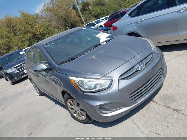 2017 Hyundai Accent Se მანქანა იყიდება აუქციონზე, vin: KMHCT5AE2HU325647, აუქციონის ნომერი: 46193498