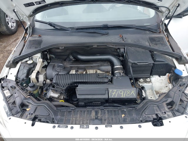 46193505 :رقم المزاد ، YV4612HKXG1006334 vin ، 2016 Volvo V60 Cross Country T5 مزاد بيع