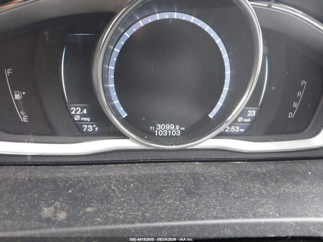 46193505 :رقم المزاد ، YV4612HKXG1006334 vin ، 2016 Volvo V60 Cross Country T5 مزاد بيع