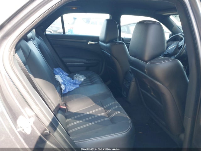 46193523 :رقم المزاد ، 2C3CCABG1GH304503 vin ، 2016 Chrysler 300 300s مزاد بيع