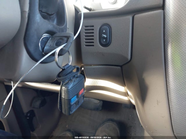 46193536 :رقم المزاد ، 4M2ZU86K74UJ14931 vin ، 2004 Mercury Mountaineer مزاد بيع