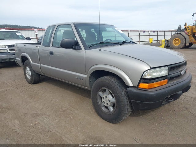 Auction sale of the 2001 Chevrolet S-10 Ls, vin: 1GCDT19W818204246, lot number: 46193583