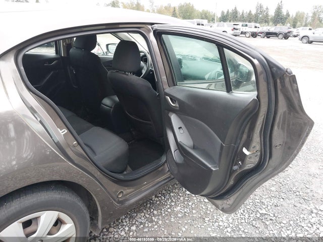 2015 Mazda Mazda3 I Sport მანქანა იყიდება აუქციონზე, vin: 3MZBM1K77FM161364, აუქციონის ნომერი: 46193599