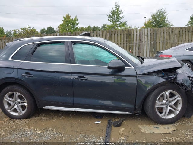 Продаж на аукціоні авто 2018 Audi Q5 2.0t Premium/2.0t Tech Premium, vin: WA1BNAFY2J2093696, номер лоту: 46193625