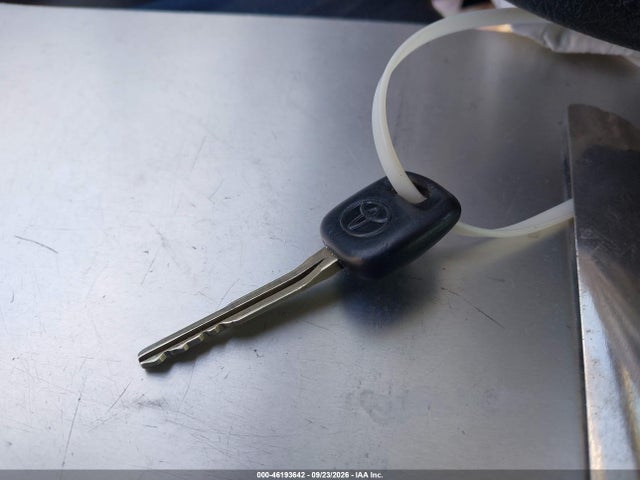 2013 Toyota Yaris L მანქანა იყიდება აუქციონზე, vin: JTDKTUD32DD552528, აუქციონის ნომერი: 46193642