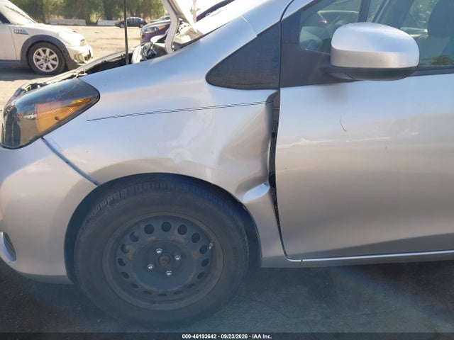 2013 Toyota Yaris L მანქანა იყიდება აუქციონზე, vin: JTDKTUD32DD552528, აუქციონის ნომერი: 46193642