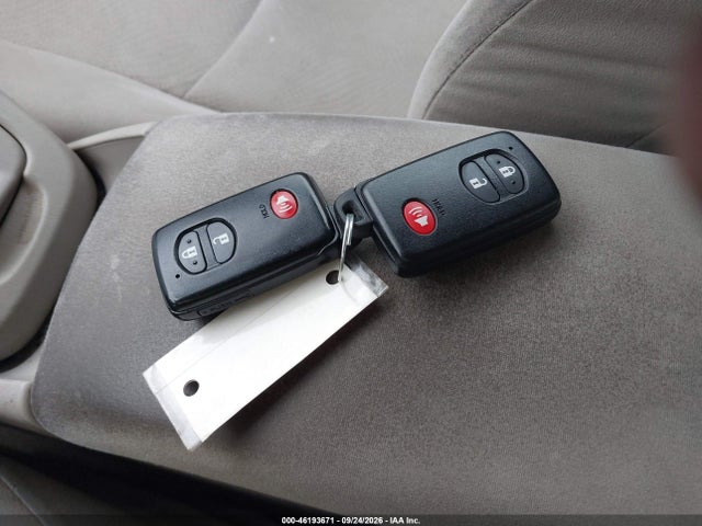 2010 Toyota Prius Ii მანქანა იყიდება აუქციონზე, vin: JTDKN3DU8A0113320, აუქციონის ნომერი: 46193671