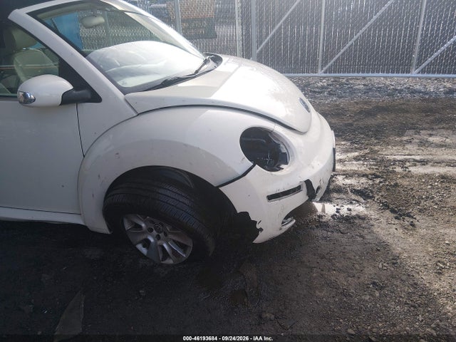 2009 Volkswagen New Beetle 2.5l მანქანა იყიდება აუქციონზე, vin: 3VWRF31YX9M401476, აუქციონის ნომერი: 46193684