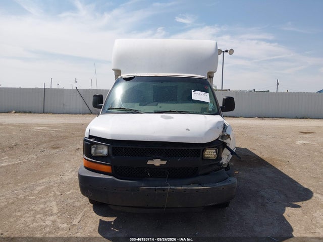 2008 Chevrolet Express Cutaway Work Van მანქანა იყიდება აუქციონზე, vin: 1GBHG31KX81163541, აუქციონის ნომერი: 46193714